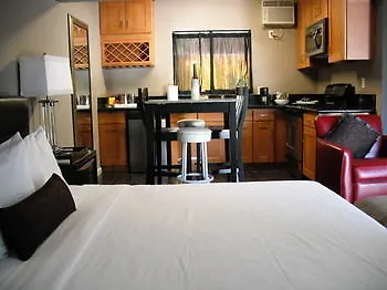 Avanti Hotel Palm Springs